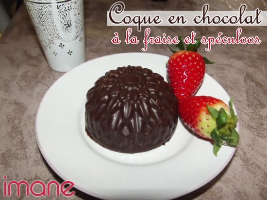 Coque en chocolat à la fraise et spéculos