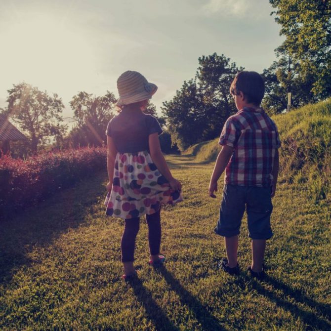 Bien éduquer ses enfants dans notre société : mission impossible ?